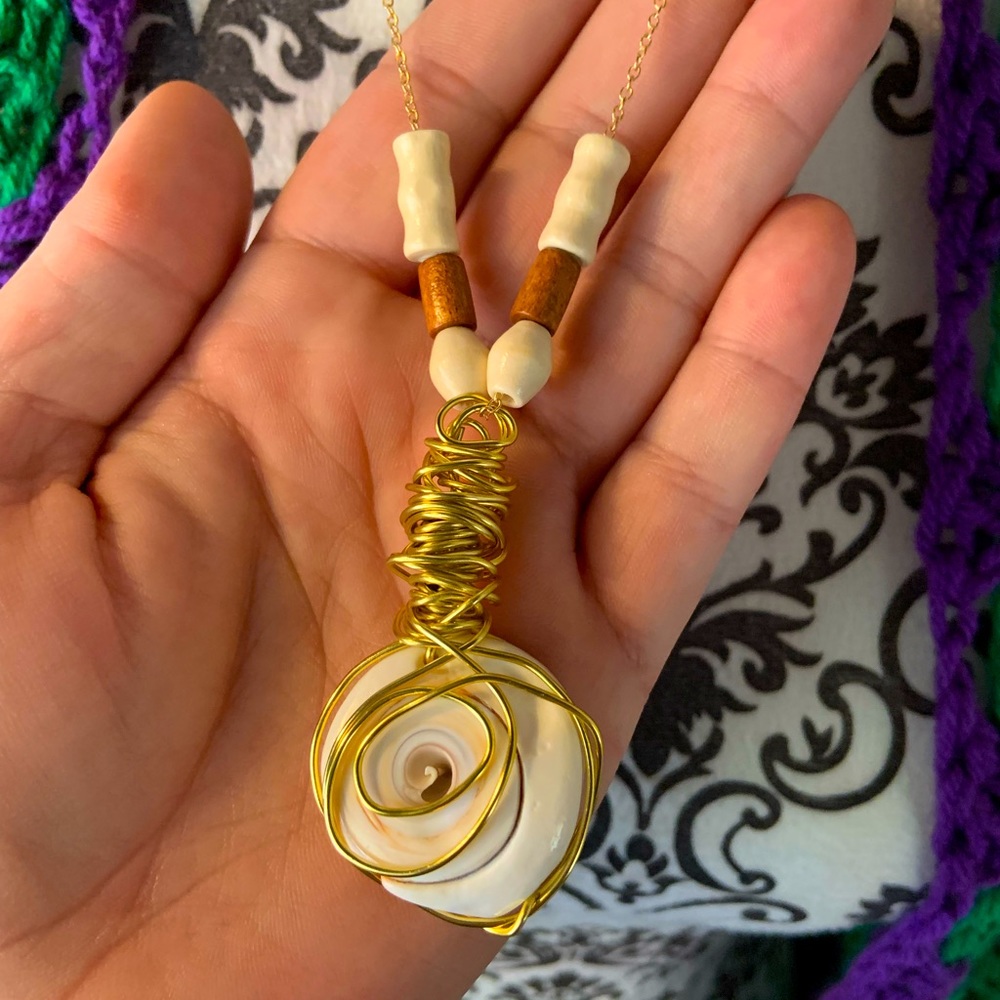 New handmade wire wrapped seashell necklace